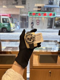 （分類：）位於 。 由 hangyiuwatch_lavina 提交（商品編號 1429942518，圖片 1）。簡介： 。