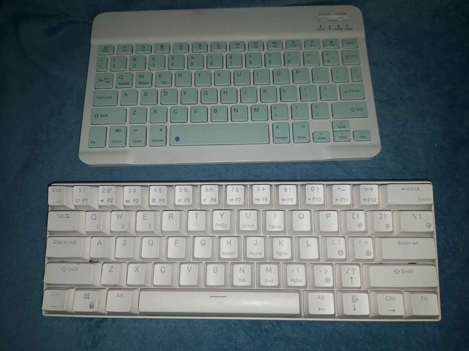 Royal Kludge RK61 - 60% Mechanical Keyboard (Category: Computer Keyboard) located in Marikina City. Submitted by fritoleigh (Listing ID 1429975839, Image 1). Description: White Royal Kludge RK61 - 60% Mechanical Keyboard Hot-swappable. Red switches. Wired and Bluetooth mode. Condition: Smooth, well-maintained, and fully functional. Note: This is for the UNIT ONLY. I lost the cable, but any standard Type-C cable will work. FREE wireless, brandless