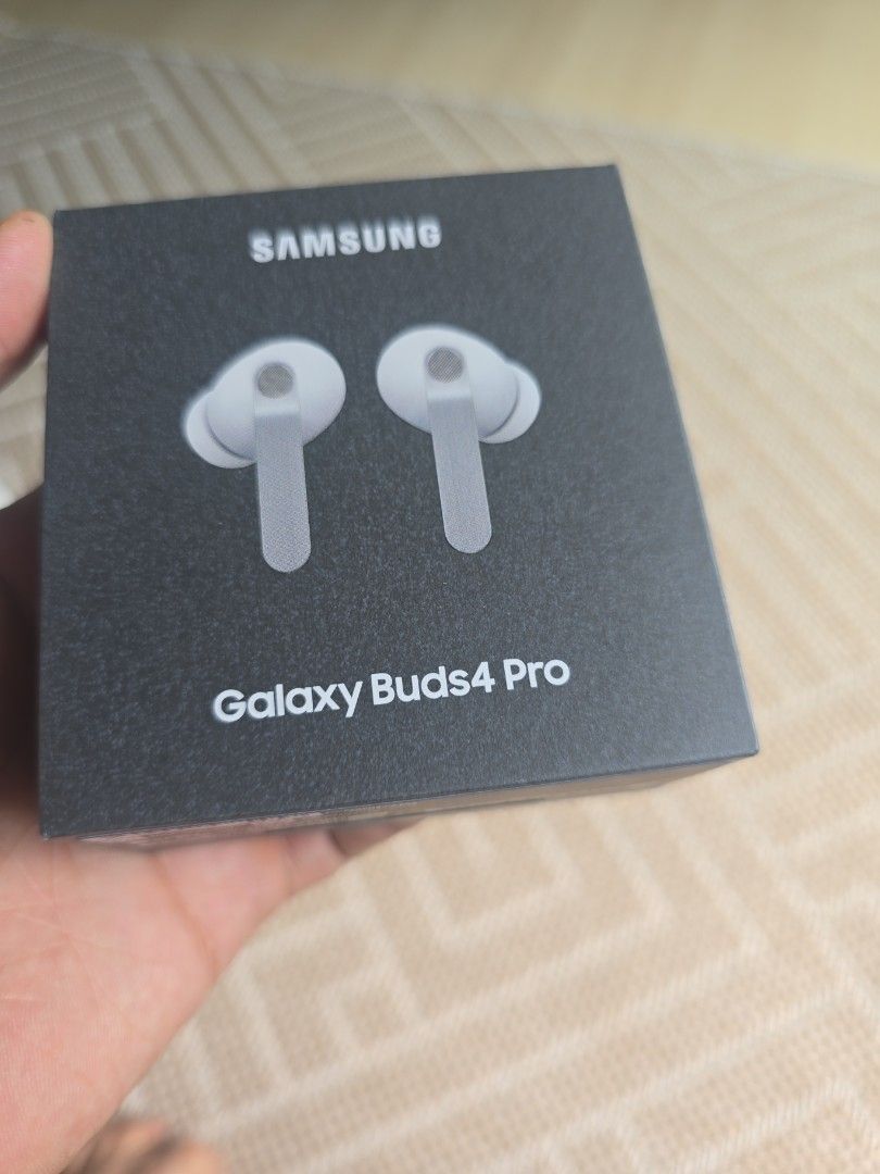 Samsung Galaxy Buds4 Pro - Brand New