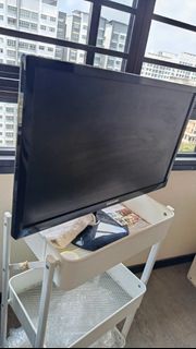 (Category: ) located in . Submitted by decluttering555 (Listing ID 1429952443, Image 1). Description: .