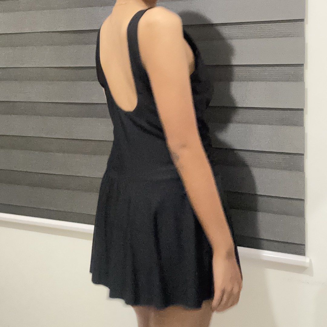 Shein Black Swimsuit with Skirt (Category: Bikinis & Swimsuits) located in Candelaria. Submitted by amgloom (Listing ID 1429976241, Image 2). Description: .