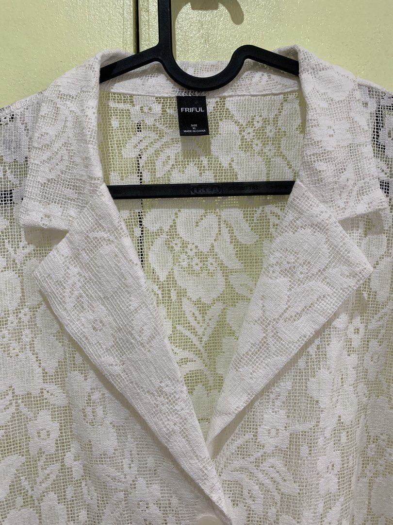 SHEIN FRIFUL White Sheer Lace Blazer XL (Category: Coats, Jackets and Outerwear) located in Taguig. Submitted by kxtrxnxxxx (Listing ID 1429945008, Image 3). Description: - RFS: Not using it anymore - Used only once - NO photo when worn - SHEIN Friful XL 📏Measurements - INCHES (when laid flat): Length: 23” Shoulder width: 19.5” Body width: 21.5” Sleeve length: 20.5” Armhole: 9” ‼️‼️ READ FIRST ‼️‼️ 📦 Delivery within Metro Manila ONLY ⏰ 24-hour 