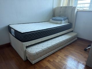 (Category: ) located in . Submitted by lwong (Listing ID 1429878981, Image 1). Description: .