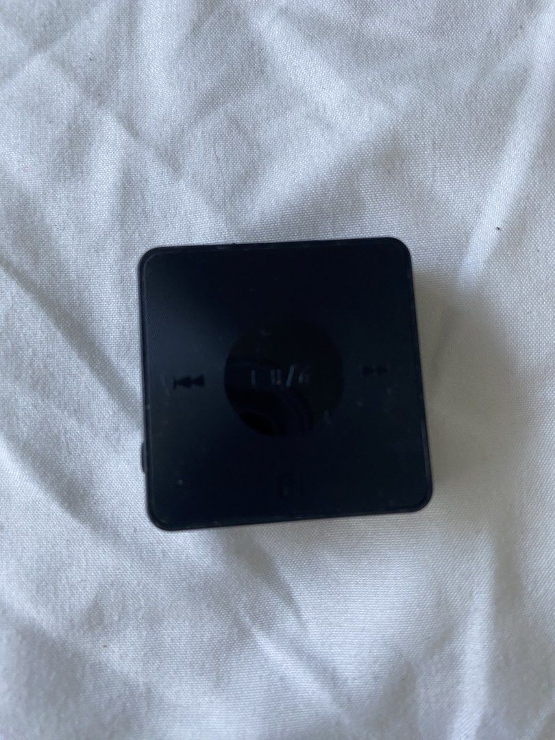 Sony NW-S205 MP3 Player (Category: Portable Music Players) located in Makati City. Submitted by rye16 (Listing ID 1429890767, Image 1). Description: Sony NW-S205 MP3 player. It has a clip on the back. The device is black. It has control buttons for music playback. The model number is NW-S205. The FCC ID is IP7-R0010. The device was made in China. No earphone and usb charger.