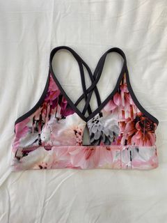 (Category: ) located in . Submitted by declutteREN (Listing ID 1429926858, Image 1). Description: .