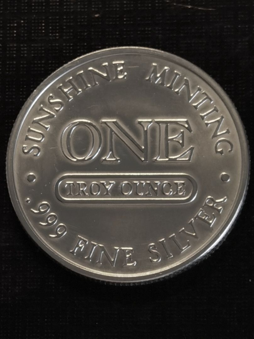 Sunshine Silver Eagle （分類：貨幣）位於 Hong Kong。 由 krugerrand 提交（商品編號 1429909522，圖片 2）。簡介： Silver Eagle by Sunshine Minting American eagle design 1 ounce 999 silver 。