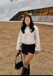 (Category: ) located in . Submitted by declutteringbyjag (Listing ID 1429969332, Image 1). Description: .