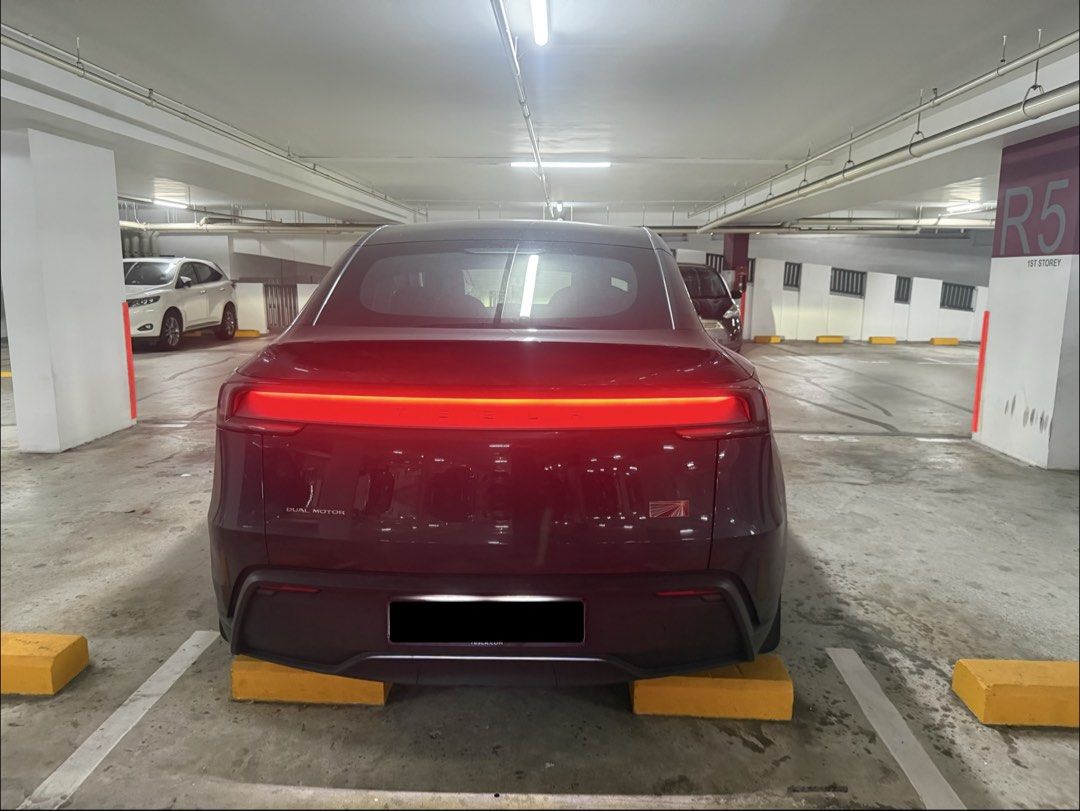 Tesla Model Y Long Range AWD - Launch Series Auto (Category: Used Cars) located in Singapore. Submitted by varchar30 (Listing ID 1429864626, Image 2). Description: Launch Series All wheel drive Long Range Acceleration boost - 4.2s (0-100) 16-speaker premium audio (15 + 1 subwoofer) Stealth Grey paint Full body PPF .