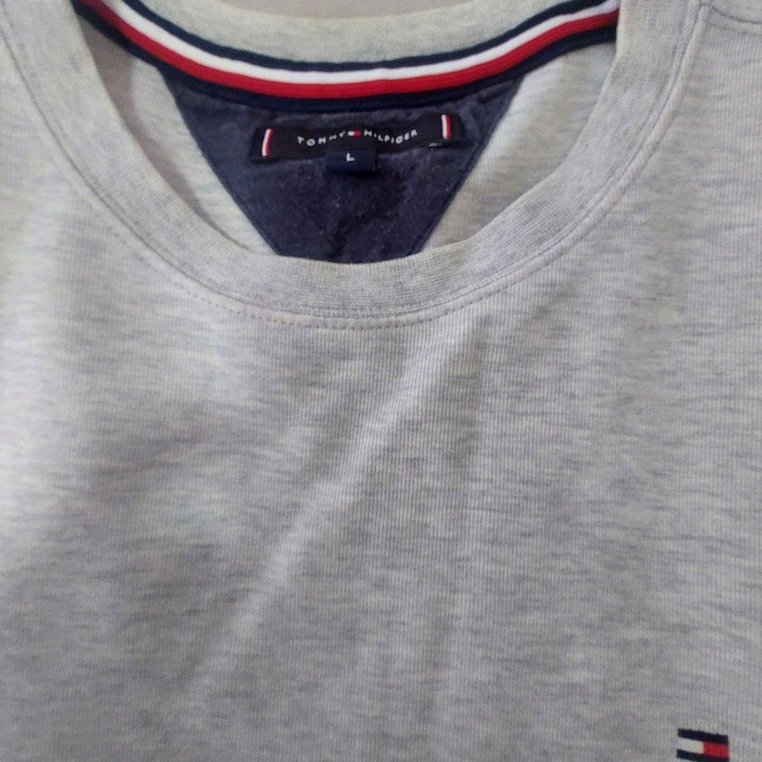 Tommy H. Pullover (Category: Tshirts & Polo Shirts ) located in Antipolo. Submitted by uncovidspace (Listing ID 1429896143, Image 2). Description: with slight torn (underarm) not visible.