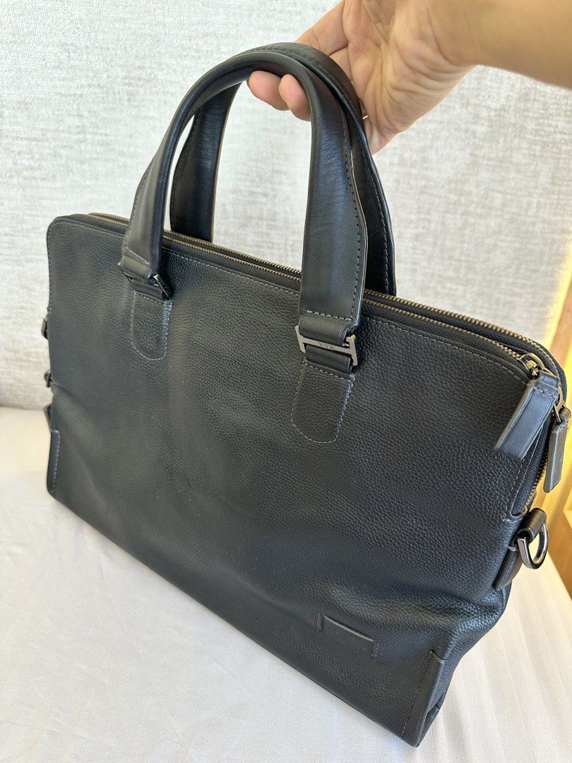 Tumi Leather Briefcase (Category: Briefcases) located in Mandaue City. Submitted by jimboy1966 (Listing ID 1429839637, Image 1). Description: Harrison Seneca Slim Brief in very good condition Good for laptop case.