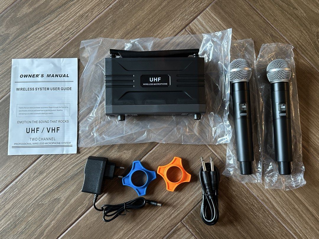 UHF Professional Wireless Microphone System416861479439575041