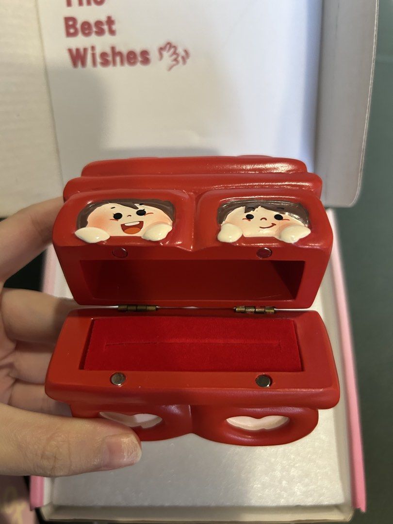 Wedding Ring Box (Category: Accessory holder, box & organisers) located in Kuala Lumpur. Submitted by babananaaa (Listing ID 1429946708, Image 3). Description: Letting go as I don’t need it anymore. Box was not included. Very good quality! Can be use as a props during wedding / rom session. Postage RM8.