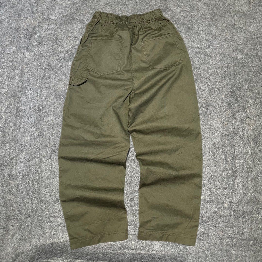 WEGO Japanese Brand Painter/Chef Pants (Category: Jeans) located in Bislig. Submitted by rndm_stff1 (Listing ID 1429947759, Image 1). Description: WEGO Japanese Brand Painter/Chef Pants WAIST 25-28 LENGTH 40 THIGH 12.5 HEM 9 ₱500 ADD SF. WHEN WORN 5’8.
