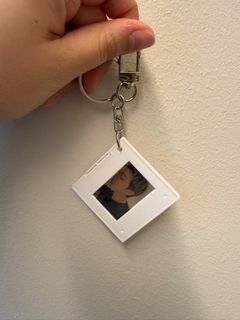 (Category: ) located in . Submitted by wintaeborahae (Listing ID 1429974007, Image 1). Description: .