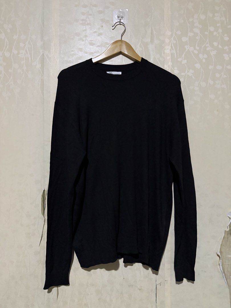 ZARA CREWNECK LONGSLEEVE SWEATER (Category: Tshirts & Polo Shirts ) located in Quezon City. Submitted by 999bodega (Listing ID 1429871986, Image 2). Description: MALL BOUGHT USED TWICE.