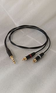 (Category: ) located in . Submitted by eartaudio (Listing ID 1435178940, Image 1). Description: .