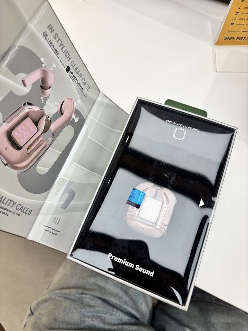 ACEFAST Crystal A6/AT6 Wireless Earbuds (Category: Earphones) located in Pasig City. Submitted by kirstenbeech1206 (Listing ID 1435301156, Image 3). Description: Opened but not USED got it from Digital Walker Cosmic Box.
