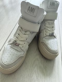 （分類：）位於 。 由 cowll 提交（商品編號 1435189356，圖片 1）。簡介： 。