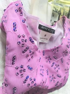 （分類：）位於 。 由 vov___vov 提交（商品編號 1417383325，圖片 1）。簡介： 。