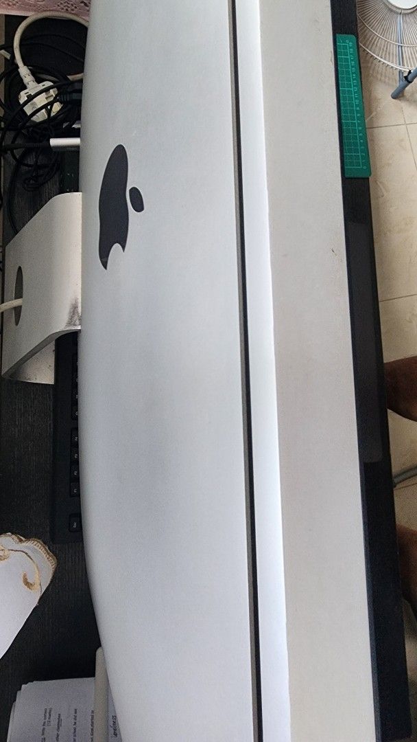 Apple iMac 27-inch (2009) - macOS441056350867957768