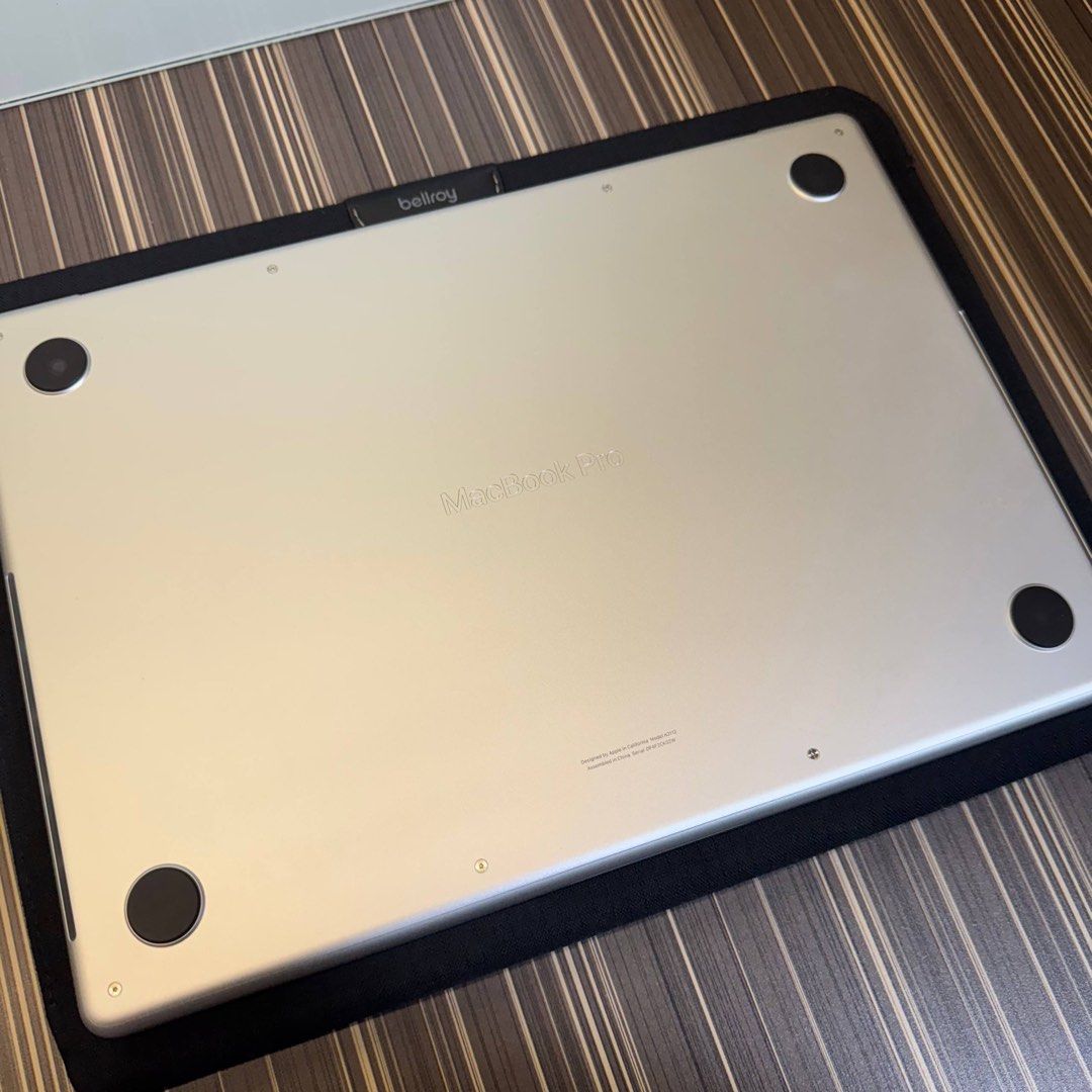 Apple MacBook Pro 14-Inch (M4 Chip)441388314584033281