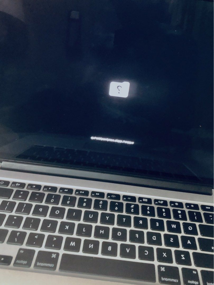 Apple Macbook Pro 15-inch (Mid 2015)440934951593584641