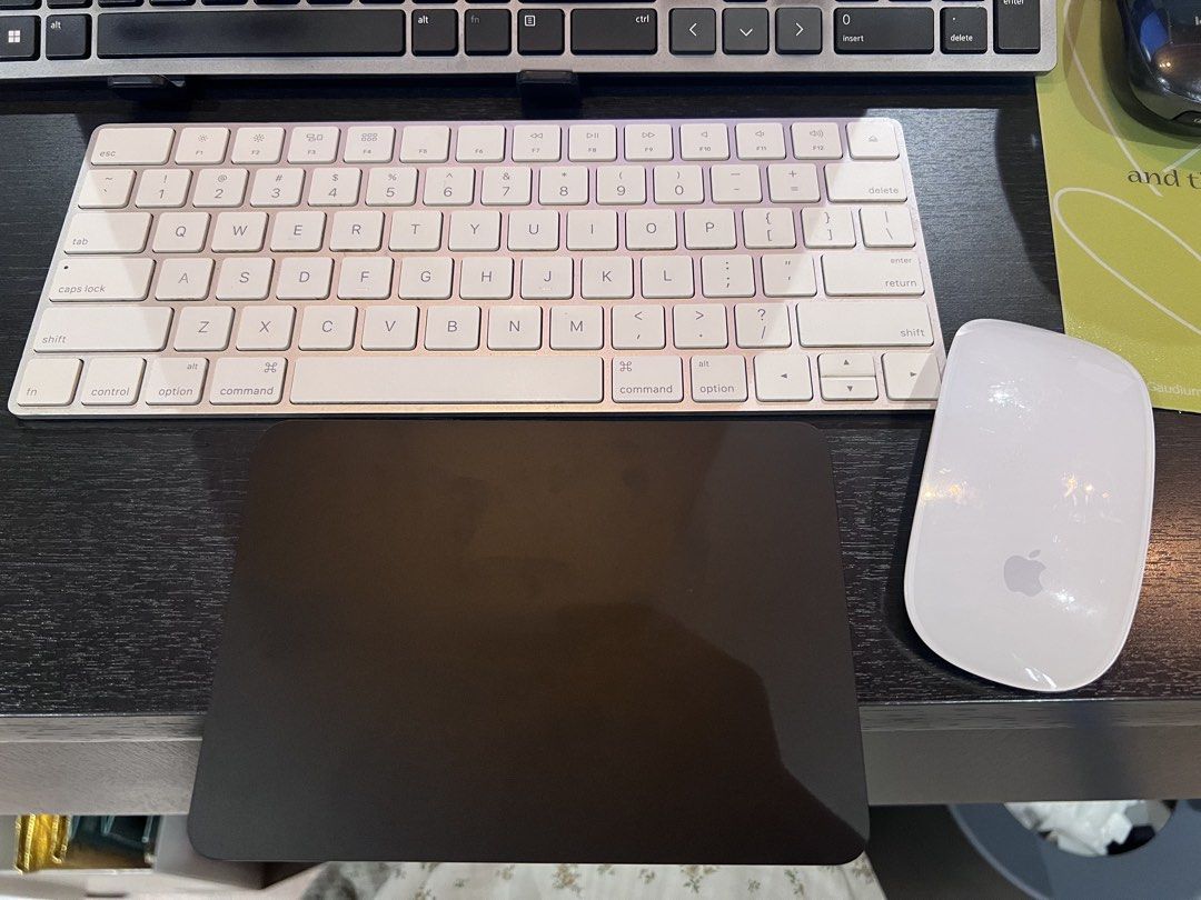 Apple Magic Trackpad 2441194269325414405