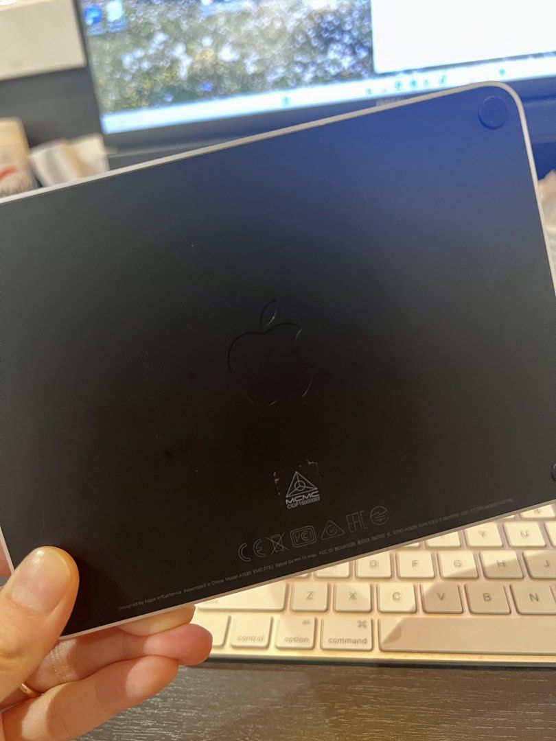 Apple Magic Trackpad 2441194269325414403