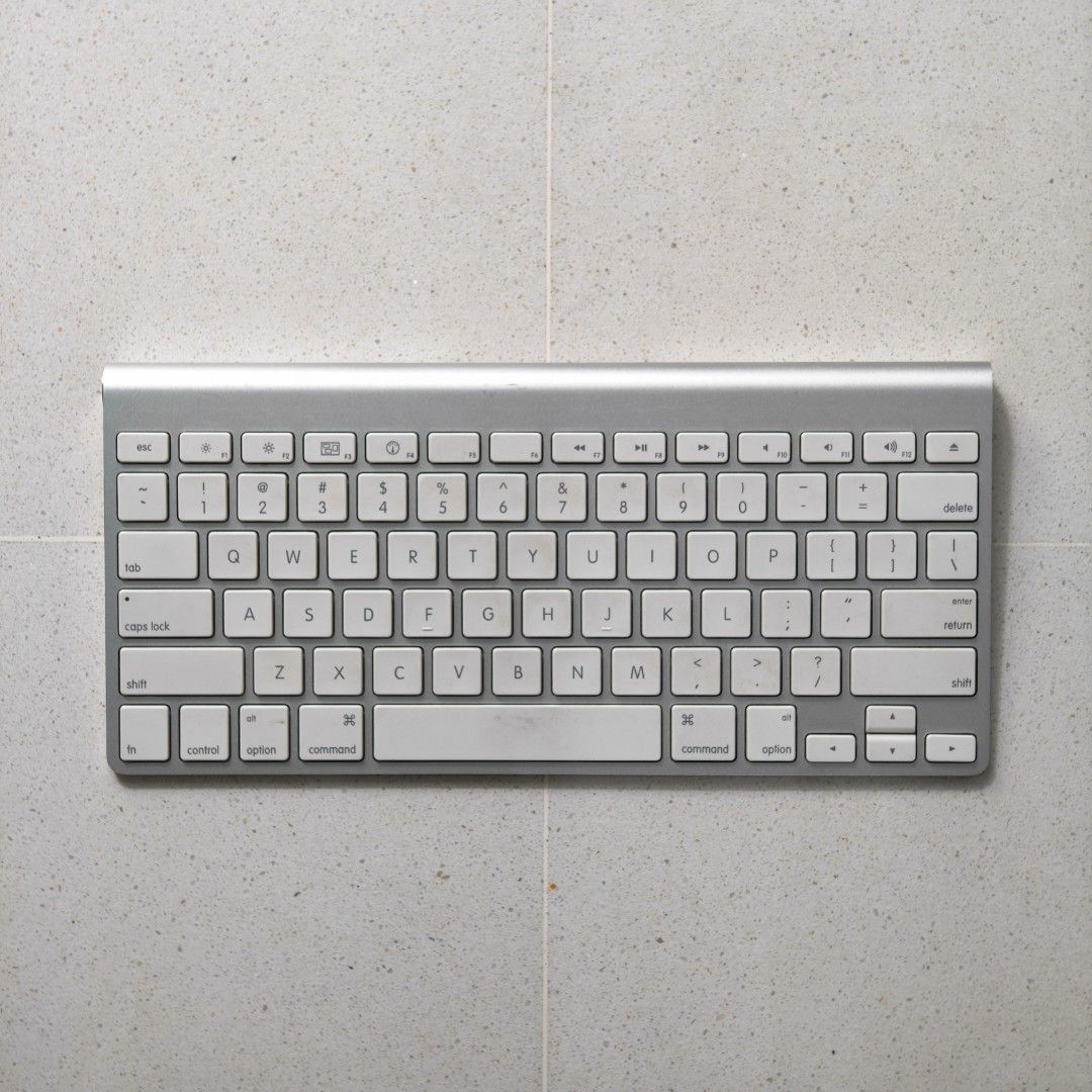 Apple Wireless Keyboard A1314 3rd Gen Bluetooth441060838941675520