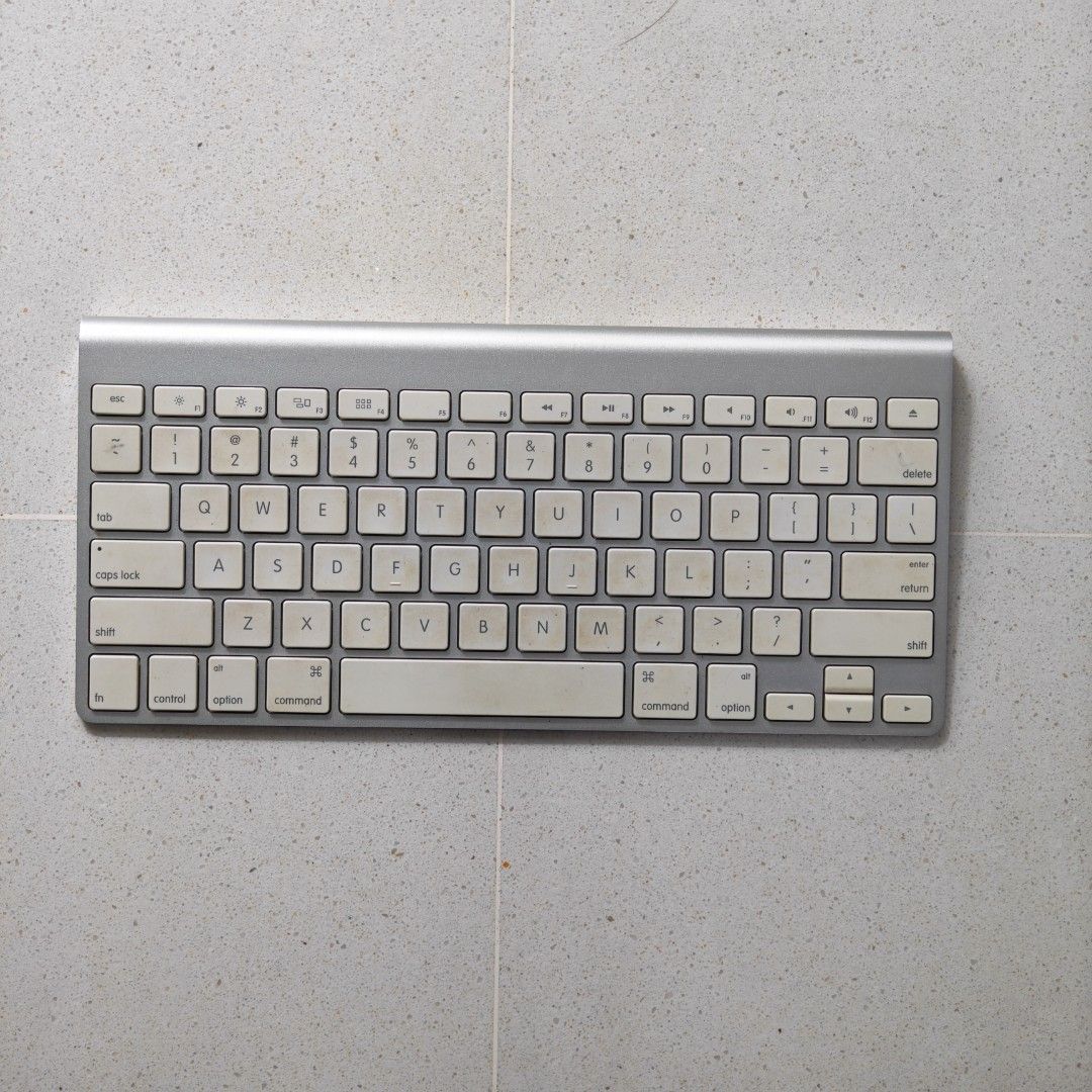 Apple Wireless Keyboard Bluetooth A1314 3rd Gen441061779409489920