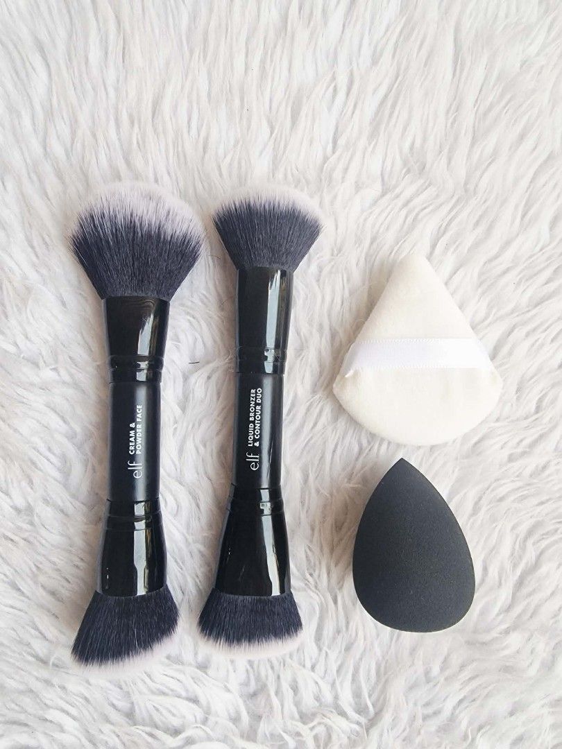 Authentic Elf Dual Brush Set w/Sponge and Puff (Category: Makeup) located in Quezon City. Submitted by floreskari78555 (Listing ID 1435267550, Image 1). Description: ​🔥 ₱800 ONLY! 🔥 Authentic e.l.f. Dual-Ended Brush Set w/ Sponge & Puff! ​Get 4 premium tools in 1 affordable bundle: 👉 e.l.f. Cream & Powder Face Brush 👉 e.l.f. Liquid Bronzer & Contour Duo Brush 👉 1x Teardrop Sponge (Black) 👉 1x Triangle Velvet Puff (White) ​✨ 100% Legit & Bra