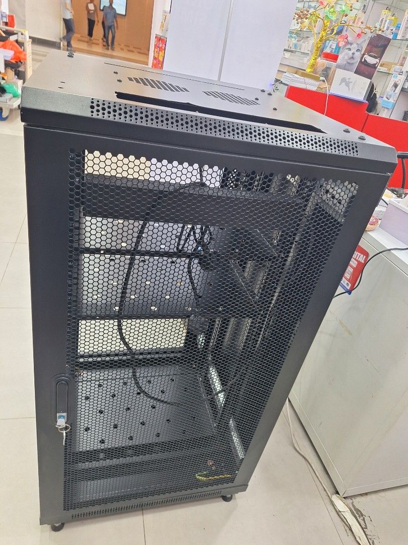 Black Server Rack Cabinet440972707250186243