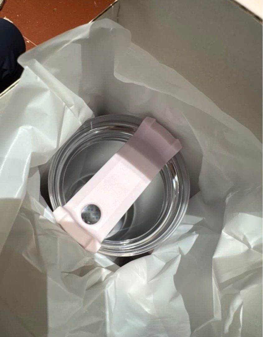 BNIB Mollytea Tumblur441154596042844161