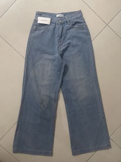 (Category: ) located in . Submitted by wanstores (Listing ID 1435239329, Image 1). Description: .