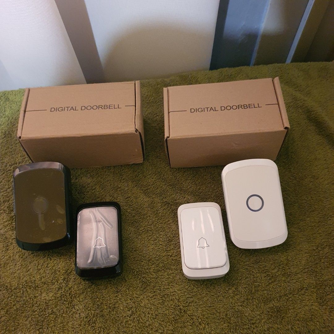 Cacazi digital wireless house doorbell (Category: Peephole Viewers & Doorbells) located in Pasig City. Submitted by last_price_posted (Listing ID 1435272613, Image 2). Description: This is available as long as this is posted/visible listing. You may message me with the answer to the following questions once you are fully decided to purchase, should you need further thinking and canvassing you may just save the listing for future reference. 1. Wil