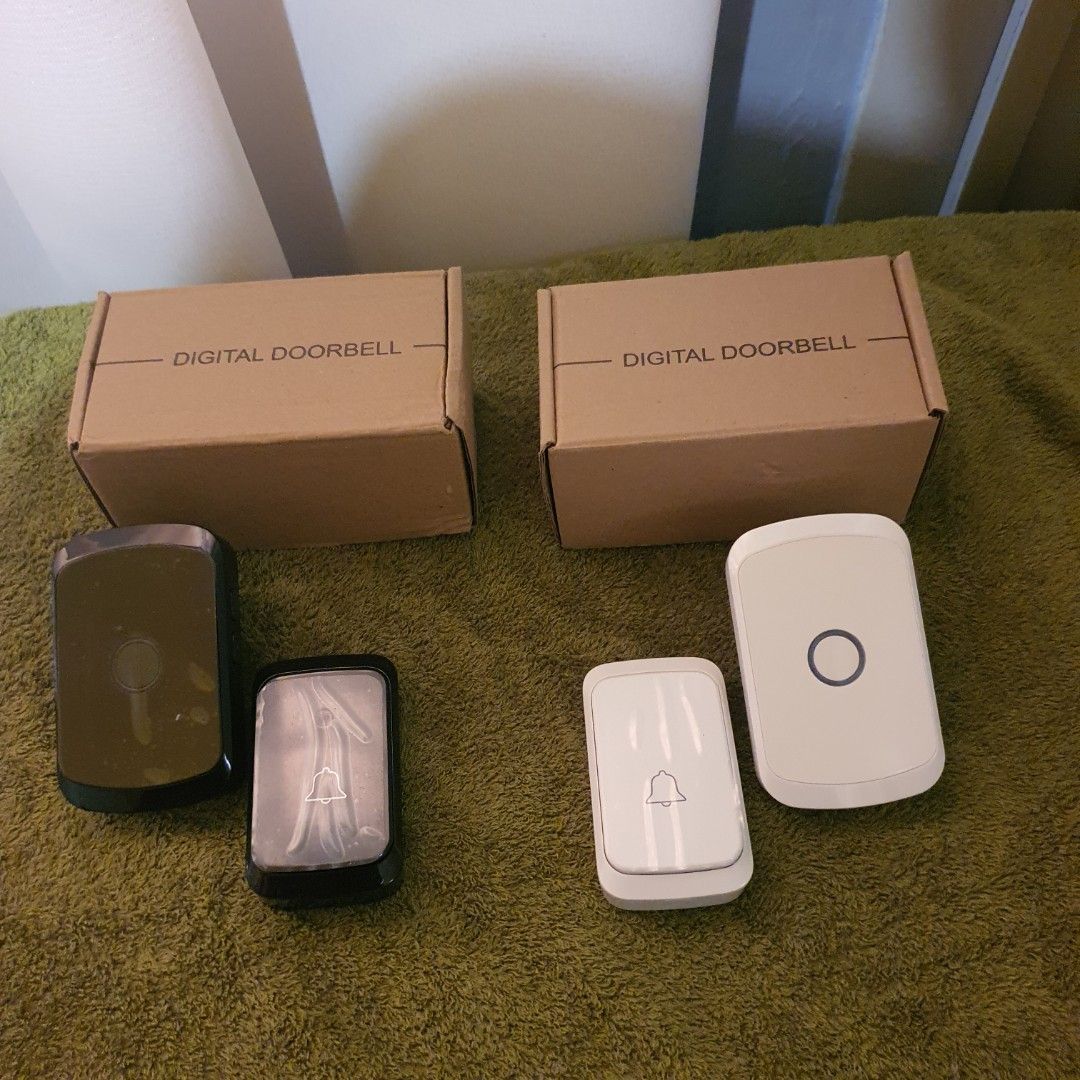 Cacazi digital wireless house doorbell (Category: Peephole Viewers & Doorbells) located in Pasig City. Submitted by last_price_posted (Listing ID 1435272613, Image 3). Description: This is available as long as this is posted/visible listing. You may message me with the answer to the following questions once you are fully decided to purchase, should you need further thinking and canvassing you may just save the listing for future reference. 1. Wil
