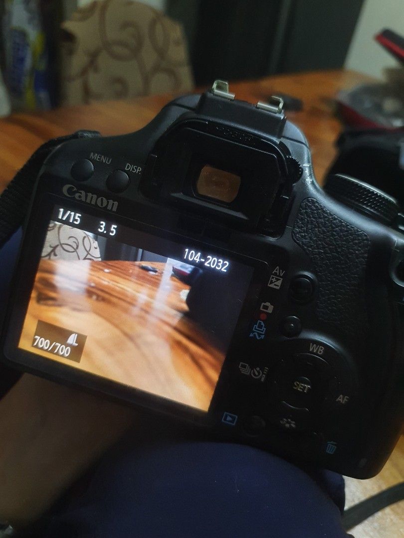 Canon EOS 500D DSLR Camera (Category: Cameras) located in Manila. Submitted by ali_suson (Listing ID 1435216613, Image 3). Description: no issues. no vignette. .