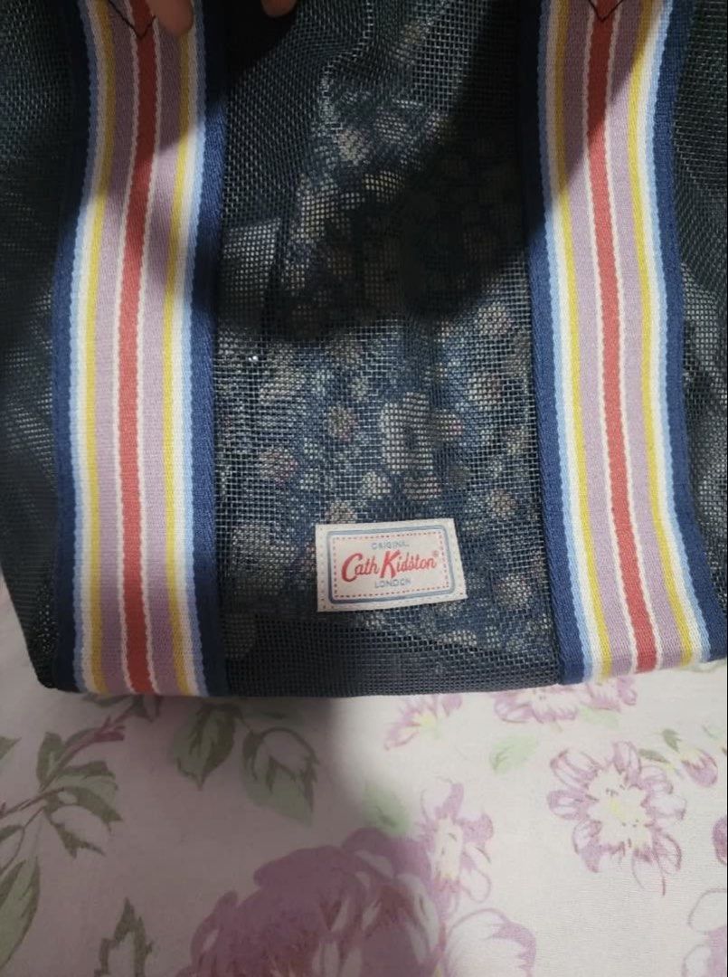 Cath Kidston mesh tote bag (Category: Tote Bags) located in Caloocan City. Submitted by fortunodeclutter (Listing ID 1435233623, Image 2). Description: .