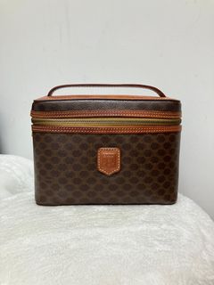 （分類：）位於 。 由 sellsellthingsss 提交（商品編號 1435215141，圖片 1）。簡介： 。