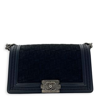 (Category: ) located in . Submitted by carousellluxury (Listing ID 1431901219, Image 1). Description: .