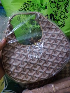 (Category: ) located in . Submitted by azlinalin (Listing ID 1435305383, Image 1). Description: .