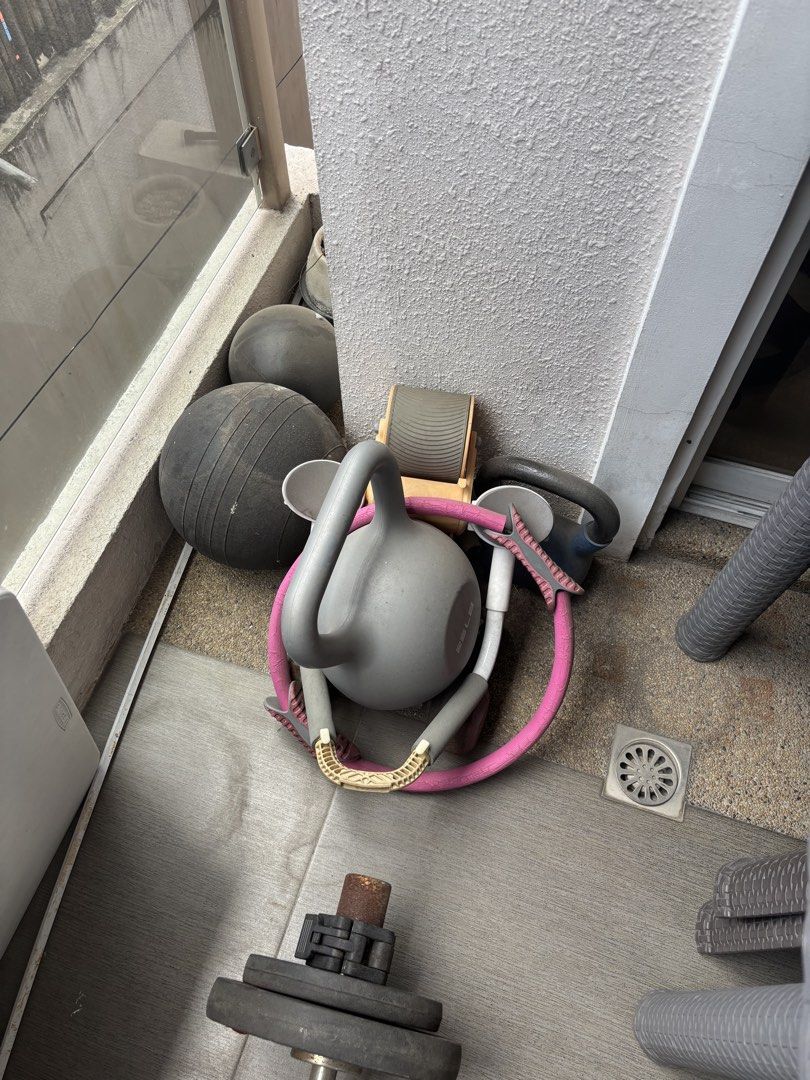 Complete home gym equipment (sold as set) (Category: Weights & Dumbbells) located in Quezon City. Submitted by glc157 (Listing ID 1435208556, Image 3). Description: Complete home gym equipment Steal price, just need cleaning (price is negotiable) RFS: barely used anymore Price Includes: Ez curl bar (x1, rusty) Olympic bar 20kg (x1, rusty) Squat rack (x1, rusty) Olympic plates 5kg, 10kg, 15kg (x2 each) Standard plates 2.5kg, 5kg, 10kg, 15kg (x2 ea