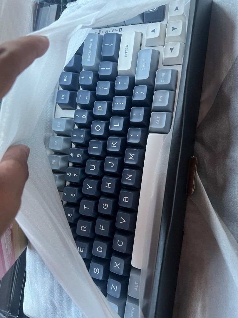 Custom Mechanical Keyboard - 75% Layout441775745422469122