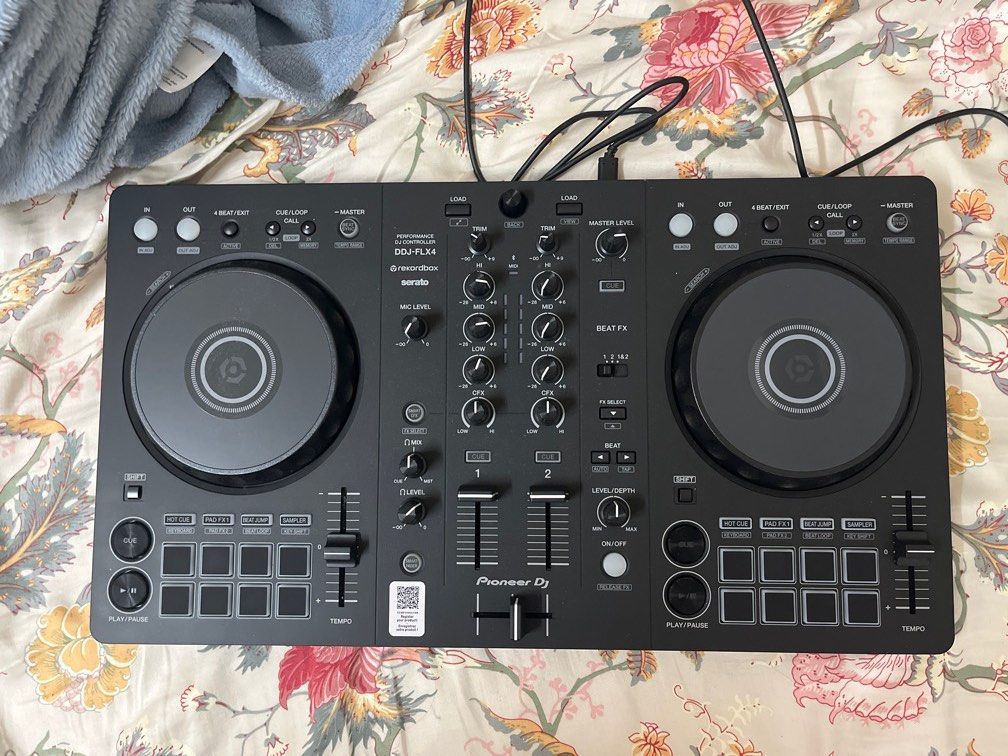 ddj flx4