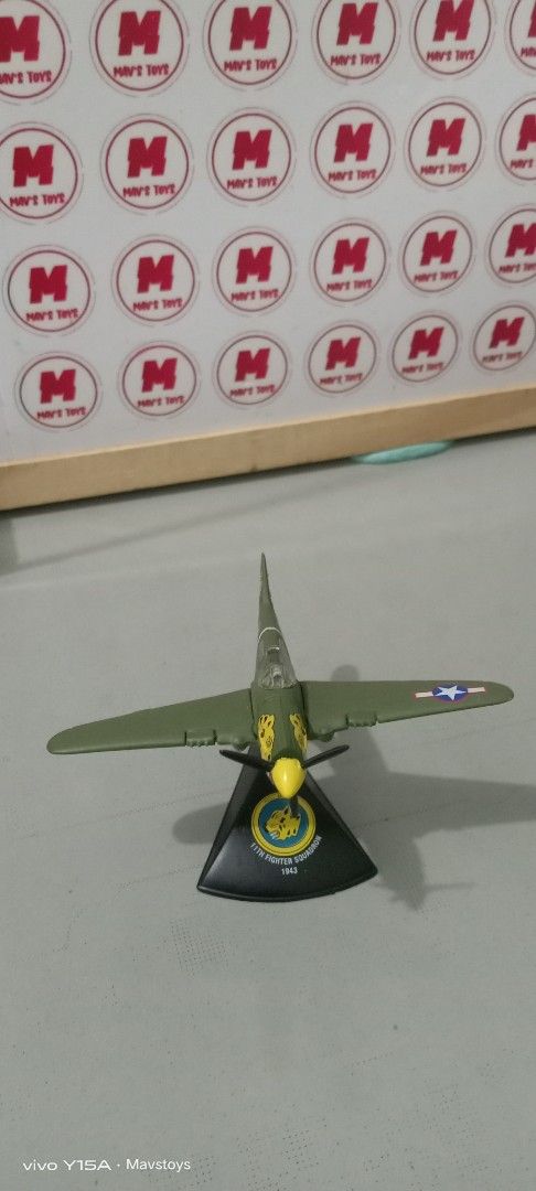 Diecast P-40 Warhawk Airplane Model (Category: Vehicle & Diecast Models) located in Makati City. Submitted by mavstoys (Listing ID 1435184570, Image 3). Description: Pickup only negotiable basta bawal barat Actual photos as posted.