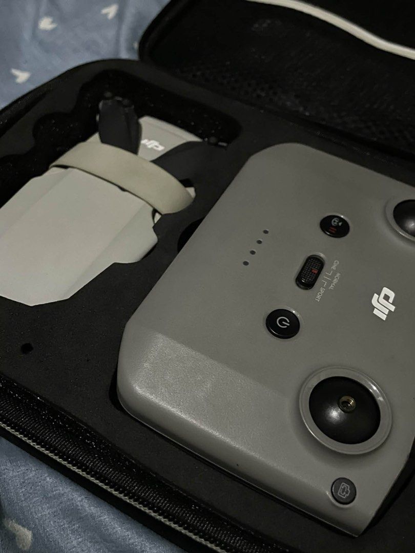 DJI Action Cam, Drone, Mic FOR TAKE ALL ONLY!! (Category: Video Cameras) located in Manila. Submitted by ricaforttr76211 (Listing ID 1435299953, Image 2). Description: DJI DEVICES FOR TAKE ALL DRONE MINI 2se Action camera 3 Dual mic direct message available for pick up or ship!!.