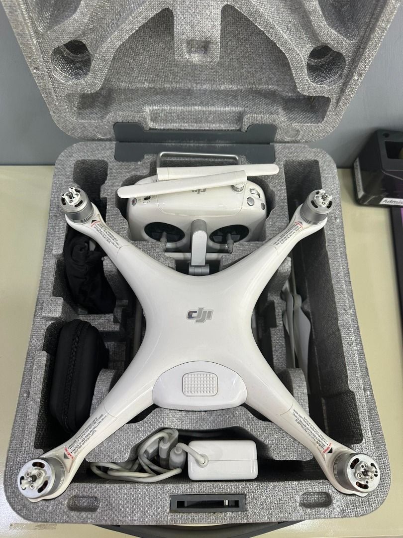 DJI Phantom 4 Pro+ V1 (Category: Drones) located in Quezon City. Submitted by peachbuldak (Listing ID 1435179712, Image 3). Description: SellingPhantom 4 Pro+ V2.0. This is the professional model featuring a 1-inch sensor and mechanical shutter for high-quality aerial shots. What’s Included: Drone: Phantom 4 Pro+ V2.0 Remote: DJI Phantom 4 Pro Remote Controller with Built-In Screen and HDMI output Filters: 6-pack Freewell filter set for professio