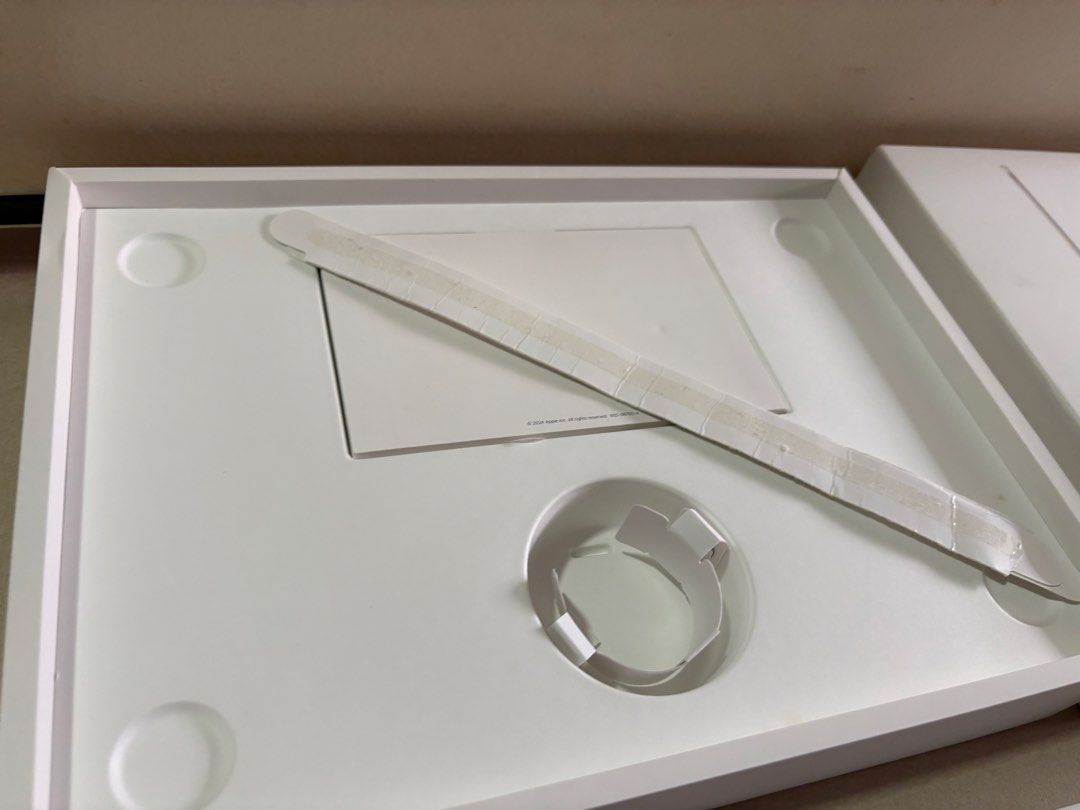 Empty box Apple MacBook Air - Unused440934958451937283