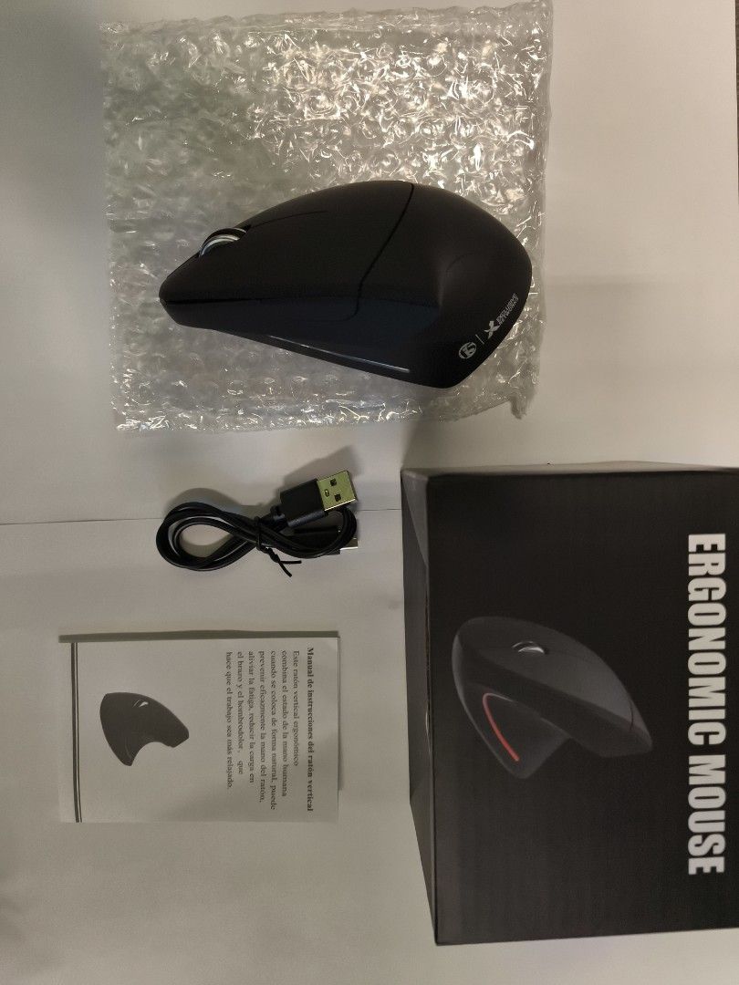 Ergonomic Vertical Mouse - Brand New440943242244280320