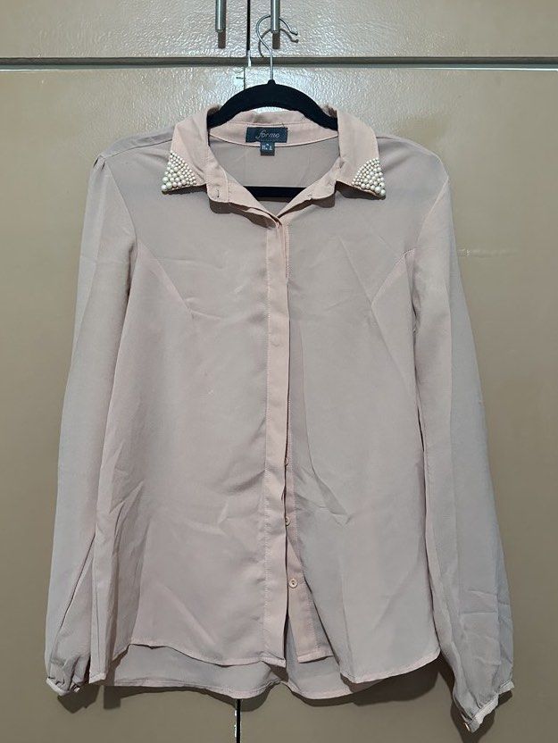 ForMe Long Sleeves - Perfect for Officewear (Category: Blouses) located in Mandaluyong City. Submitted by ja.declutters (Listing ID 1435334049, Image 1). Description: ₱340 each Take all for ₱900 (priority to bundle buyers).